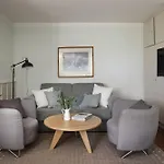 Semesterbostad Reetdachhaus Nahe Der Ostsee Mit Sauna Und Garten