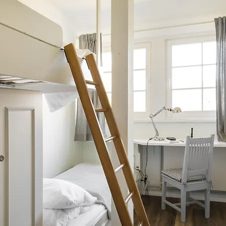 Reetdachhaus Nahe Der Ostsee Mit Sauna Und Garten Manhagen