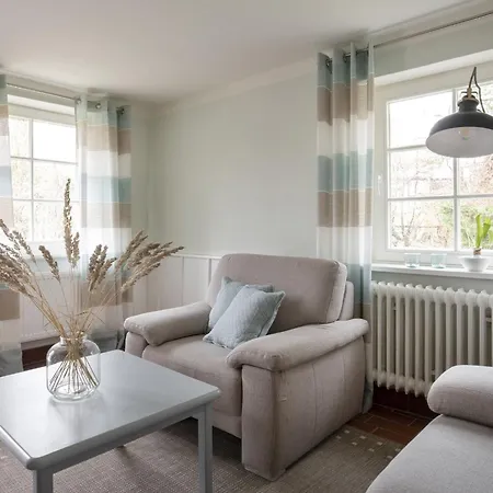 Reetdachhaus Nahe Der Ostsee Mit Sauna Und Garten