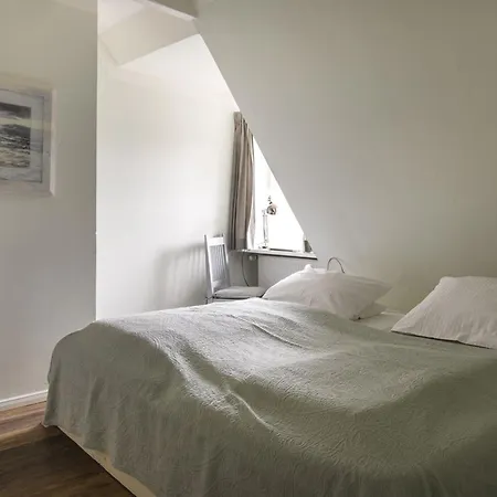 Reetdachhaus Nahe Der Ostsee Mit Sauna Und Garten *