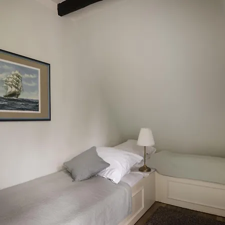 Reetdachhaus Nahe Der Ostsee Mit Sauna Und Garten * Manhagen